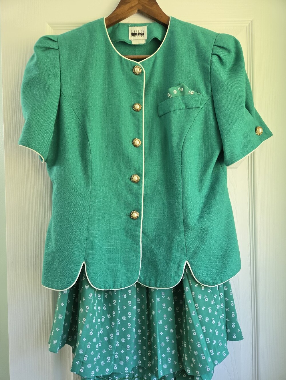 Vintage Leslie Fay Made in USA Scallop Pleated Skirt Suit Set 8